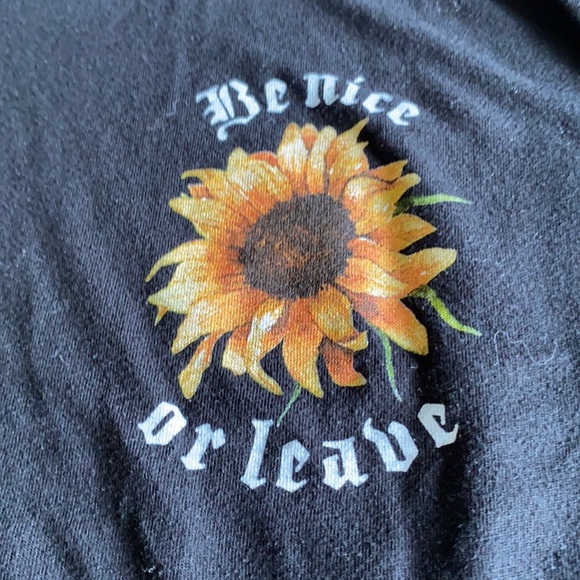 Blacktop from urban outfitters - Picture 2 of 3